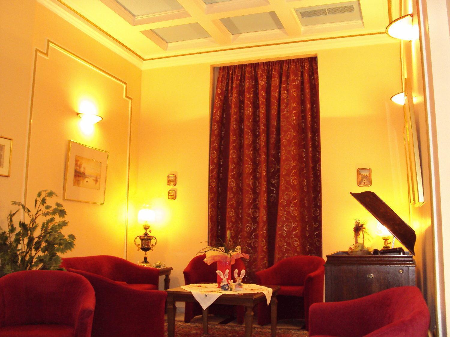阿斯托利亚传统酒店 科莫蒂尼 外观 照片